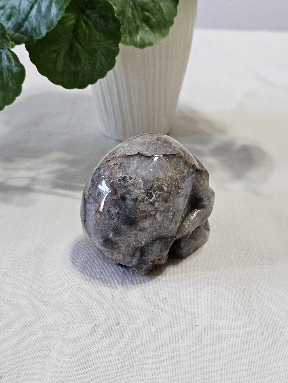 Carved Banded Agate Skull Sculpture - Picture 3 of 12